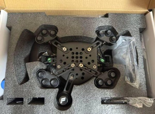 Fanatec ClubSport Universal Hub - Image 2